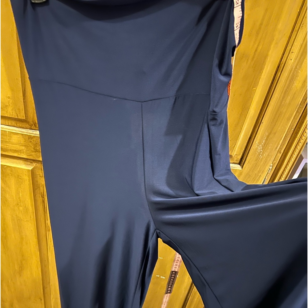 Navy wide leg pants. Worn once 1x